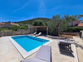 Olive Tree - House with Pool